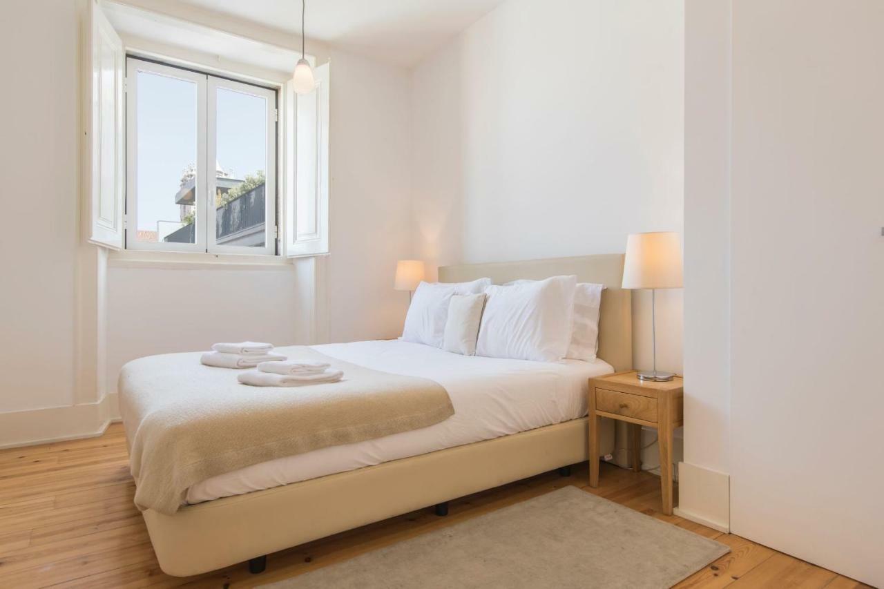 Lovelystay - Sunny Santa Catarina II Lisboa Exteriör bild